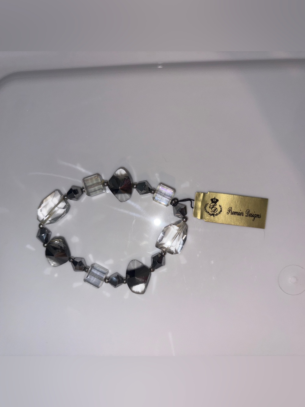 Premier Designs Clear Crystal and Hematite Bead Stretch Bracelet